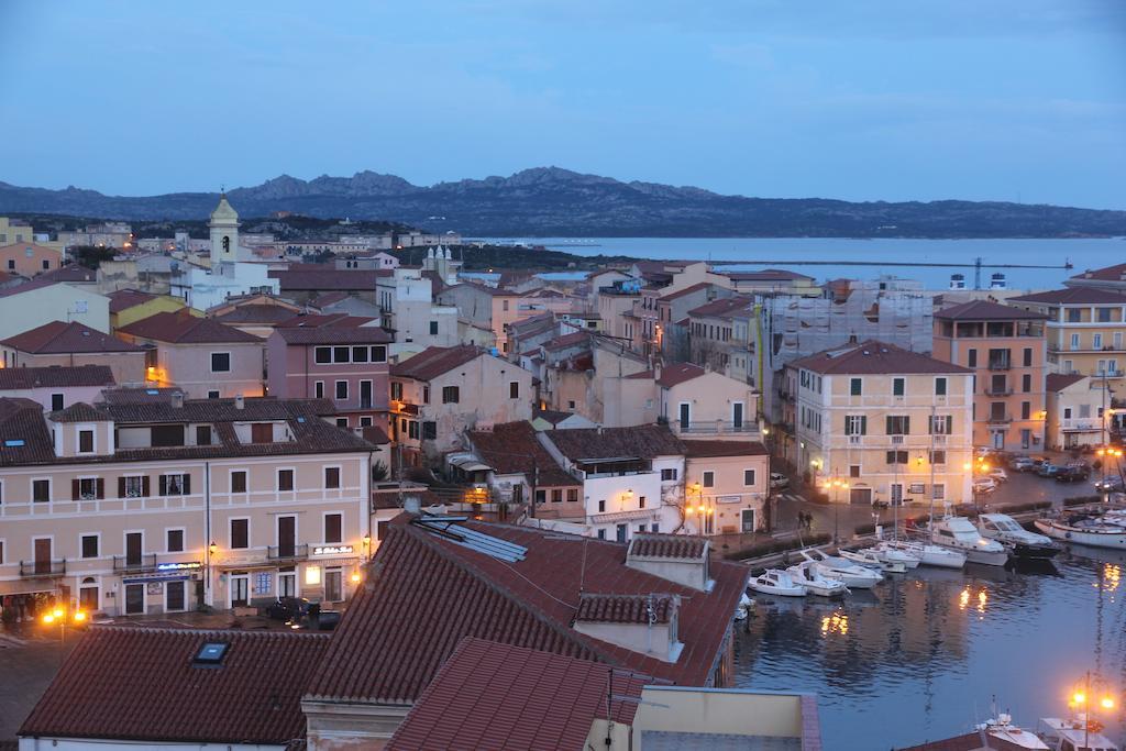 Hotel La Conchiglia La Maddalena  Eksteriør billede