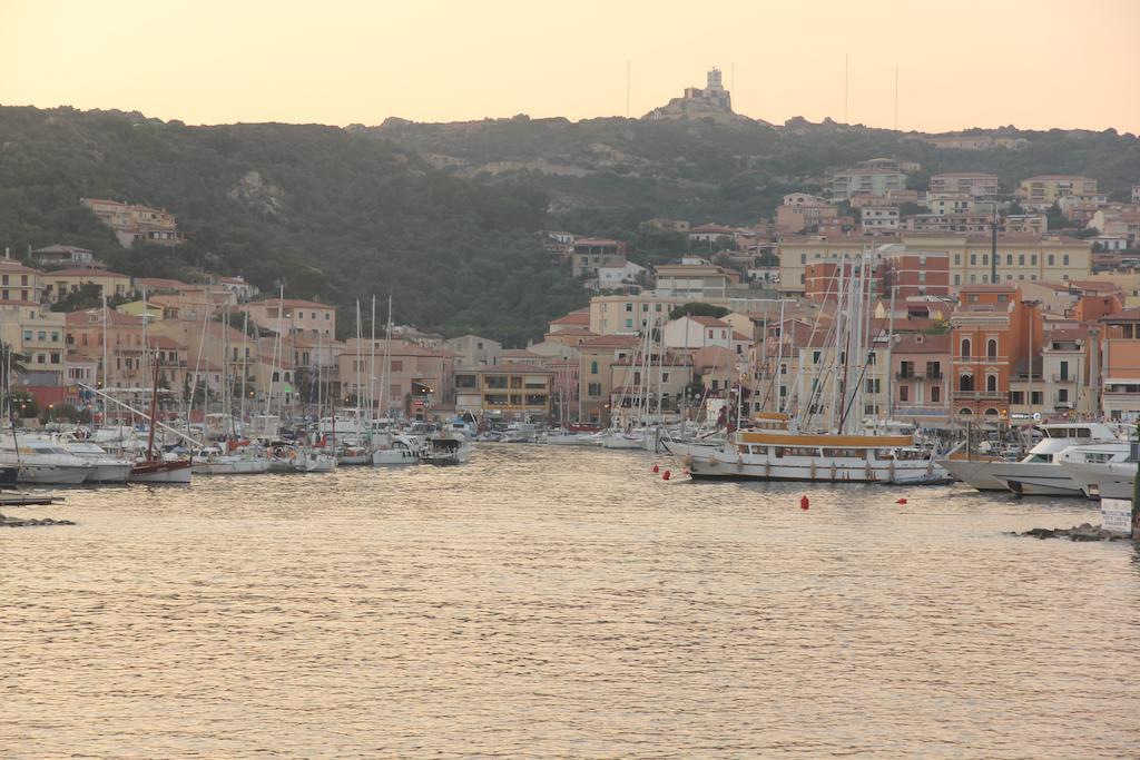 Hotel La Conchiglia La Maddalena  Eksteriør billede