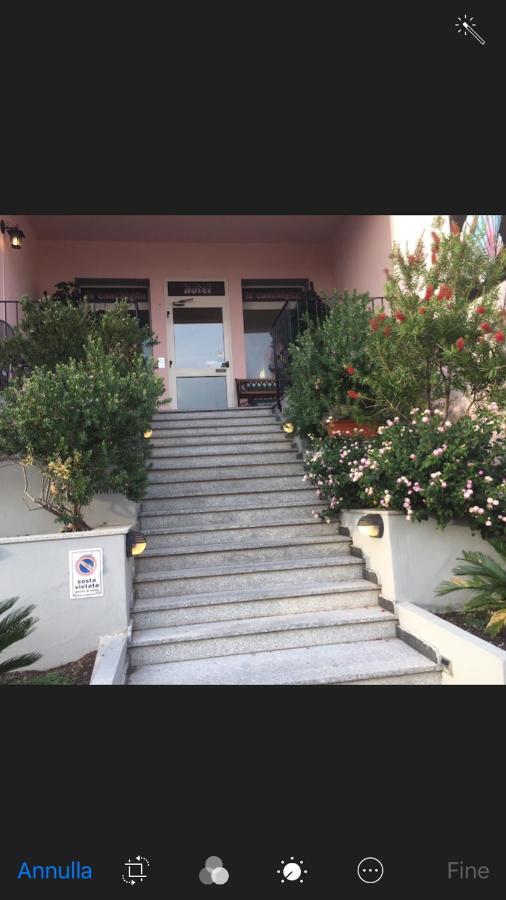 Hotel La Conchiglia La Maddalena  Eksteriør billede